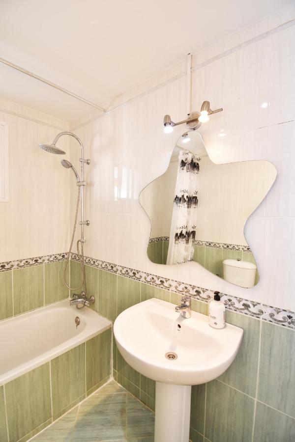דירות פואנגירולה Apartamento De La Croix מראה חיצוני תמונה